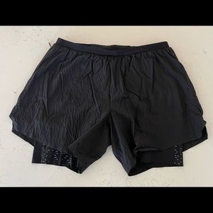 SURGE LINED SHORT 6" *SPECIAL EDITION
Black
Size: XL